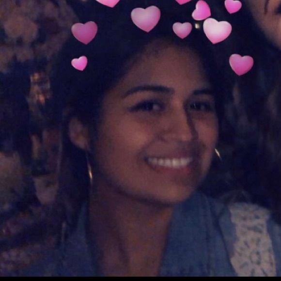 Meet your Posher, Alexus - Picture 1 of 1